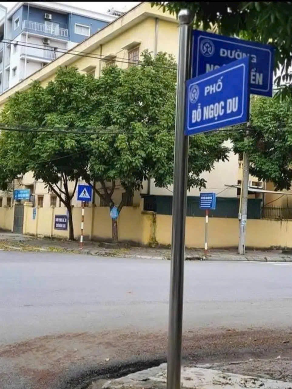 Bán 2 lô đất liền nhau MP Đỗ Ngọc Du, ph Lê Thanh Nghị, TP HP mới, 161m2, mt 9m, vị trí đẹp - Ảnh chính
