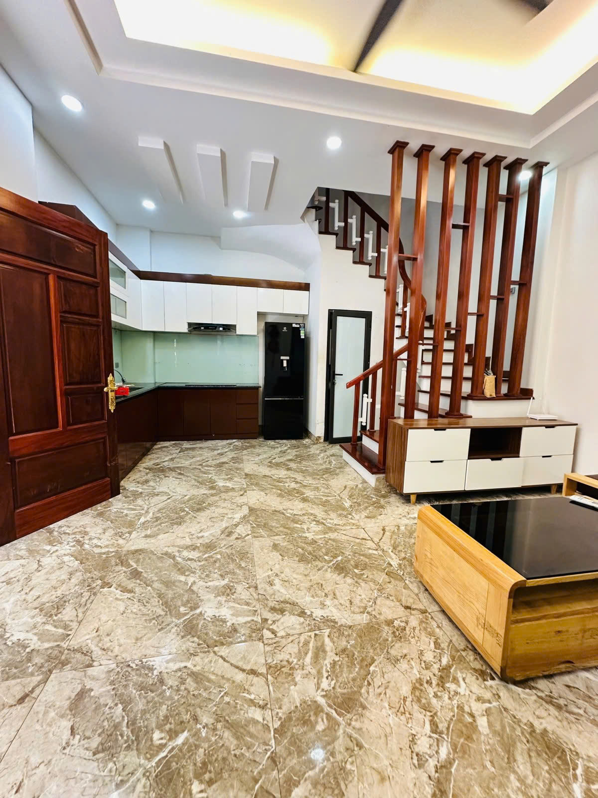 BÁN NHÀ 5 TẦNG – NGÕ 109 NGUYỄN SƠN – TRUNG TÂM LONG BIÊN - Ảnh 3