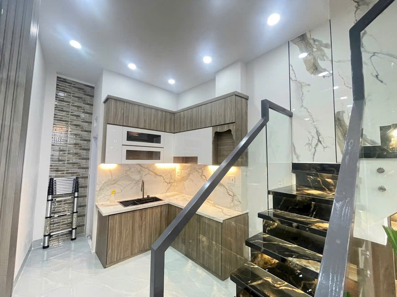BÁN NHÀ Q6 THÔNG BÀ HOM RA CHỢ PHÚ LÂM, DT 3X11, CHỈ 4.5 TỶ. LH:0938135251. - Ảnh 3