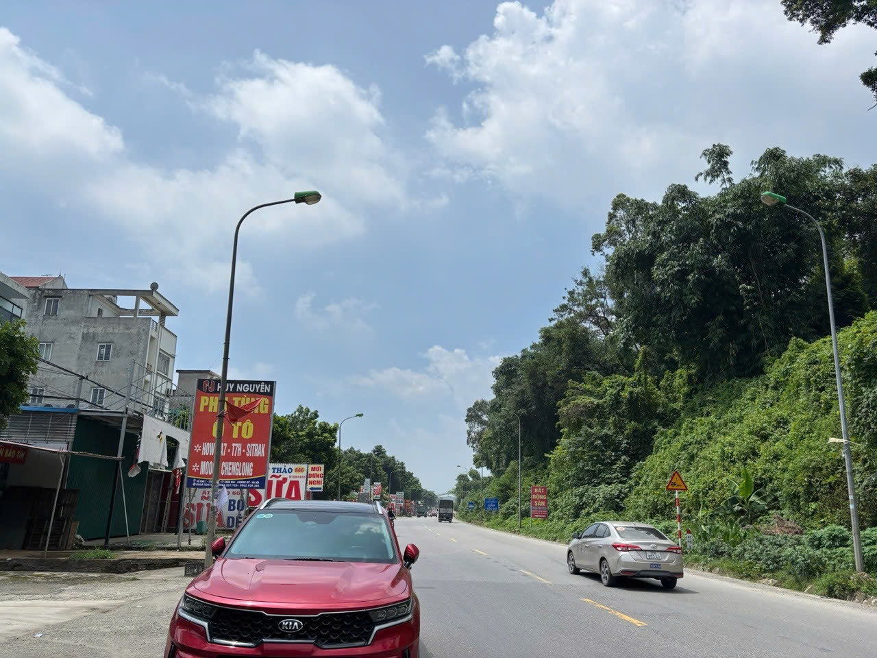 CHÍNH CHỦ BÁN LÔ ĐẤT HƠN 1000M2 MẶT TIỀN 20M BAM ĐƯỜNG QL21 TẠI THỊ TRẤN XUÂN MAI, HUYỆN CHƯƠNG MỸ, - Ảnh 1