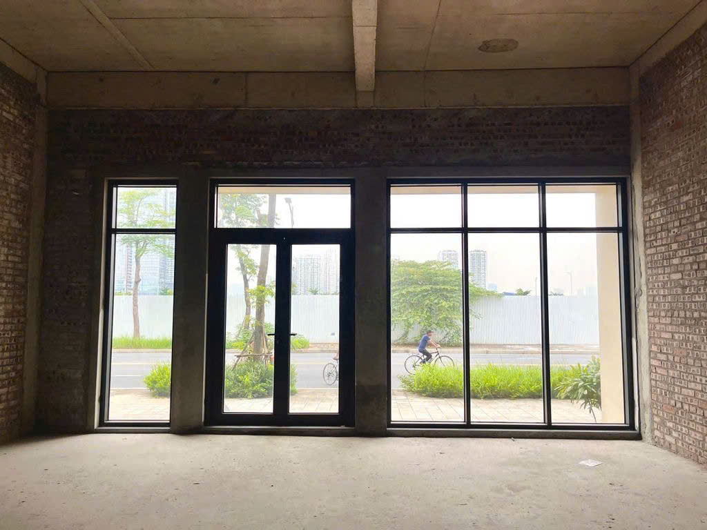 Cho thuê nhà, mặt sàn 150 m2, 3 tầng, 1 tum, mặt tiền 7,5m, KĐT Starlake Tây Hồ Tây, HÀ THIÊN VŨ - Ảnh chính