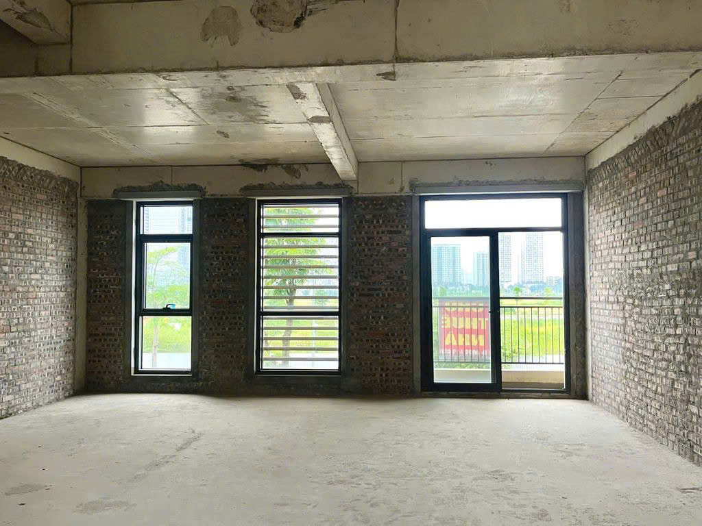 Cho thuê nhà, mặt sàn 150 m2, 3 tầng, 1 tum, mặt tiền 7,5m, KĐT Starlake Tây Hồ Tây, HÀ THIÊN VŨ - Ảnh 1