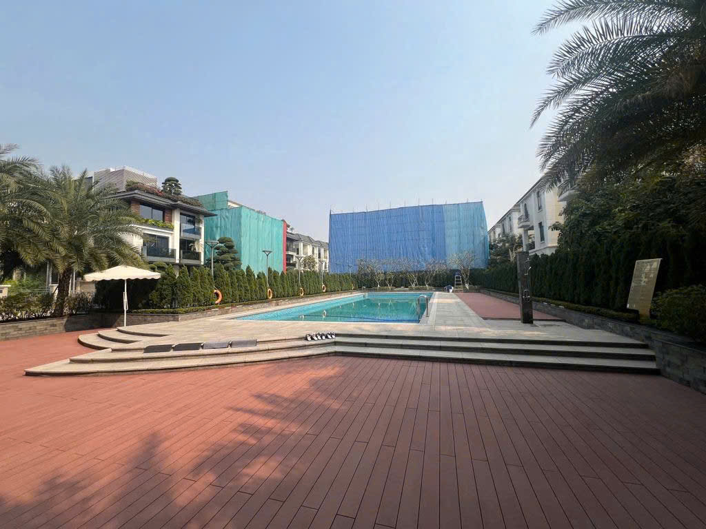 Cho thuê nhà, mặt sàn 150 m2, 3 tầng, 1 tum, mặt tiền 7,5m, KĐT Starlake Tây Hồ Tây, HÀ THIÊN VŨ - Ảnh 4