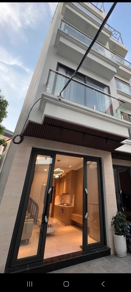 Bán nhà ngõ 71 Việt Hưng 31m x 5T lô góc, mới tinh như hình, oto đỗ cổng. LH 0936123469 - Ảnh chính