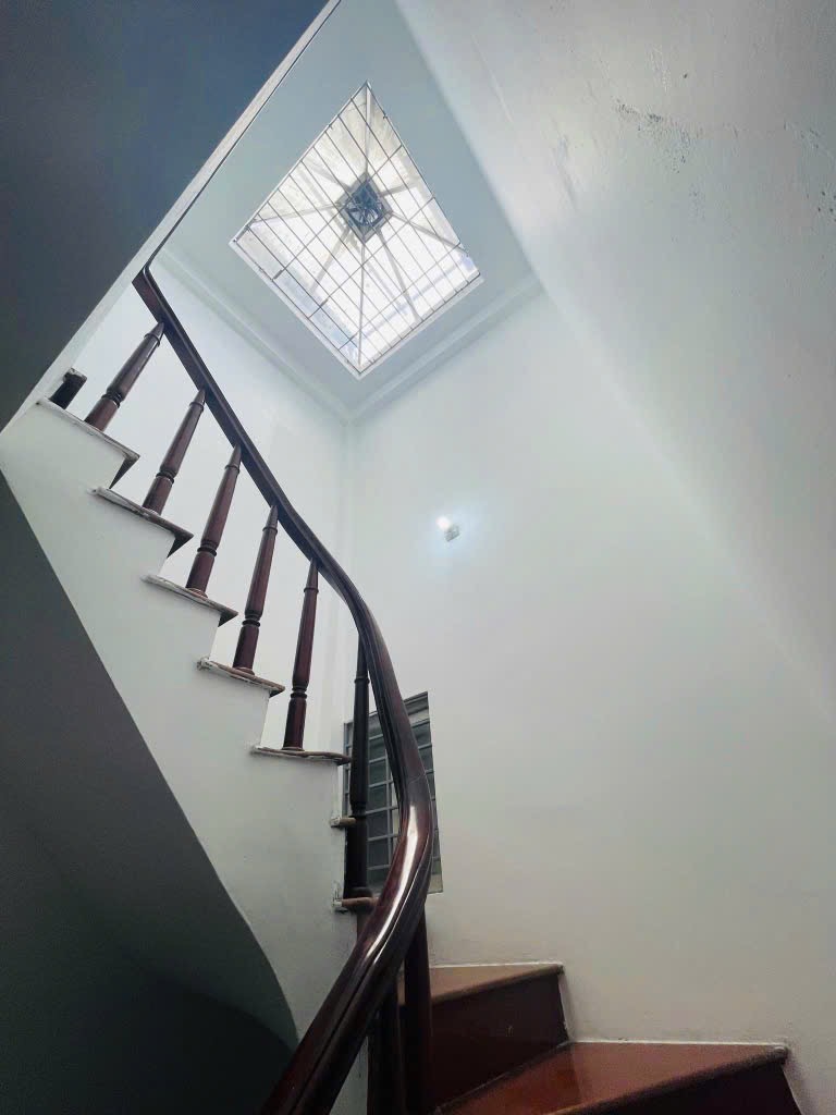 NHÀ PHỐ NGUYỄN LÂN THANH XUÂN - NGÕ RỘNG THOÁNG - 20M RA Ô TÔ - KHU VỰC VIP HIẾM BÁN - Ảnh 4