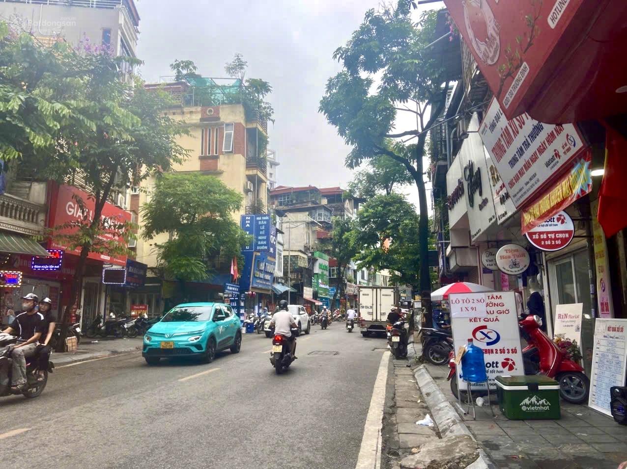 MẶT PHỐ - NHÀ MỚI ĐẸP - LÔ GÓC - THANG MÁY -  ĐANG CHO NGÂN HÀNG THUÊ 70TRIỆU 1 THÁNG - Ảnh chính