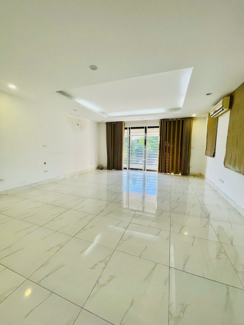 BÁN NHÀ MẶT PHỐ TÂY HỒ – 120m² – 5 TẦNG – MT 5.5m – Ô TÔ TRÁNH – VỈA HÈ – GPXD 7 NỔI + 1 HẦM - Ảnh 4