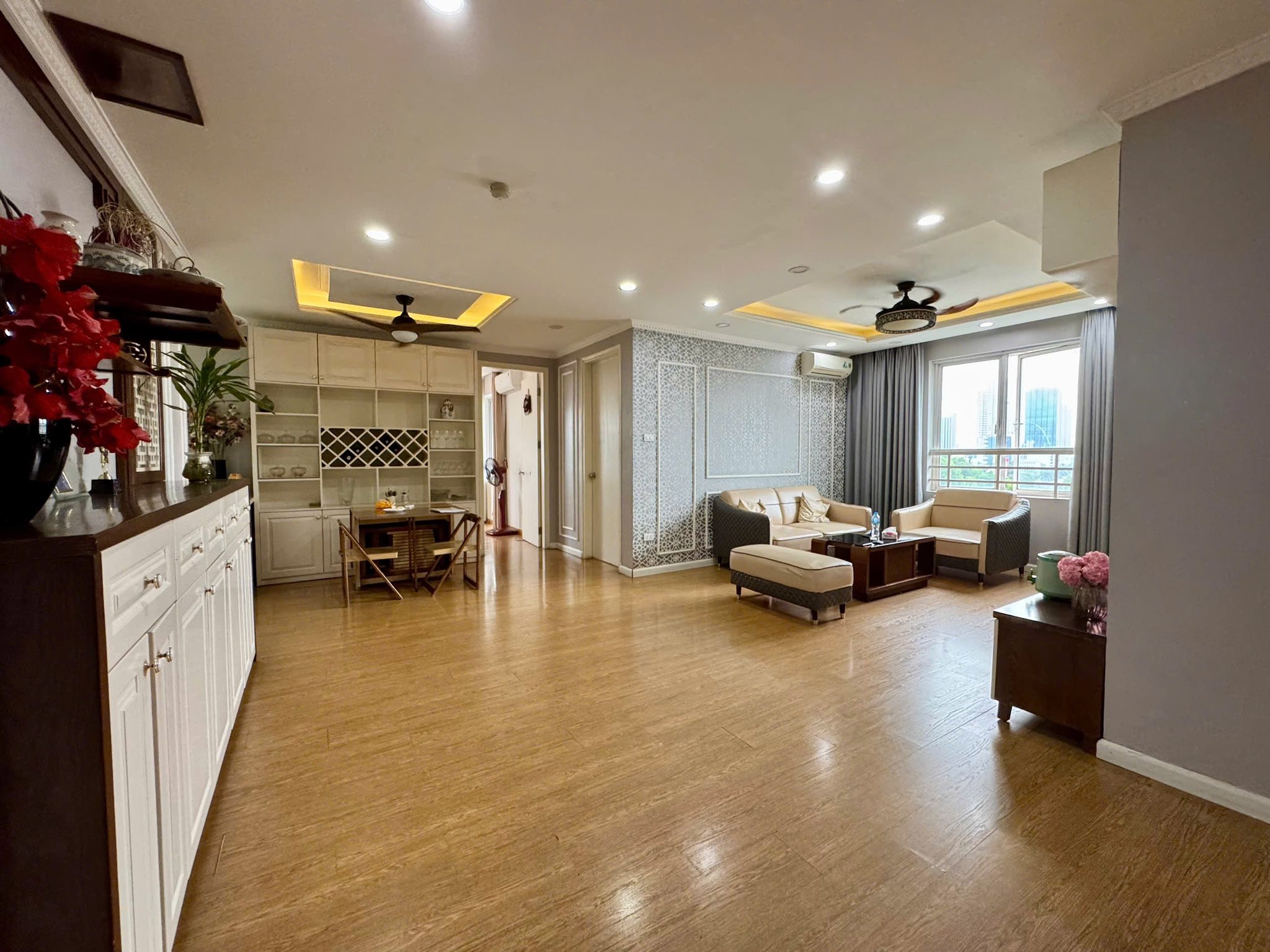 💥Tòa HACISCO Nguyễn Chí Thanh 118m 3PN, Siêu đẹp, chỉ 9.99 tỷ, TT Đống Đa - Ảnh chính