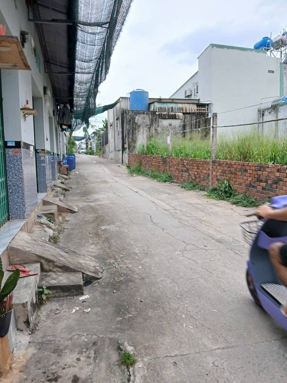💥 Đất giá rẻ 160 triệu, mặt tiền 8m, gần KCN, điện 3 pha, sổ riêng - Ảnh chính