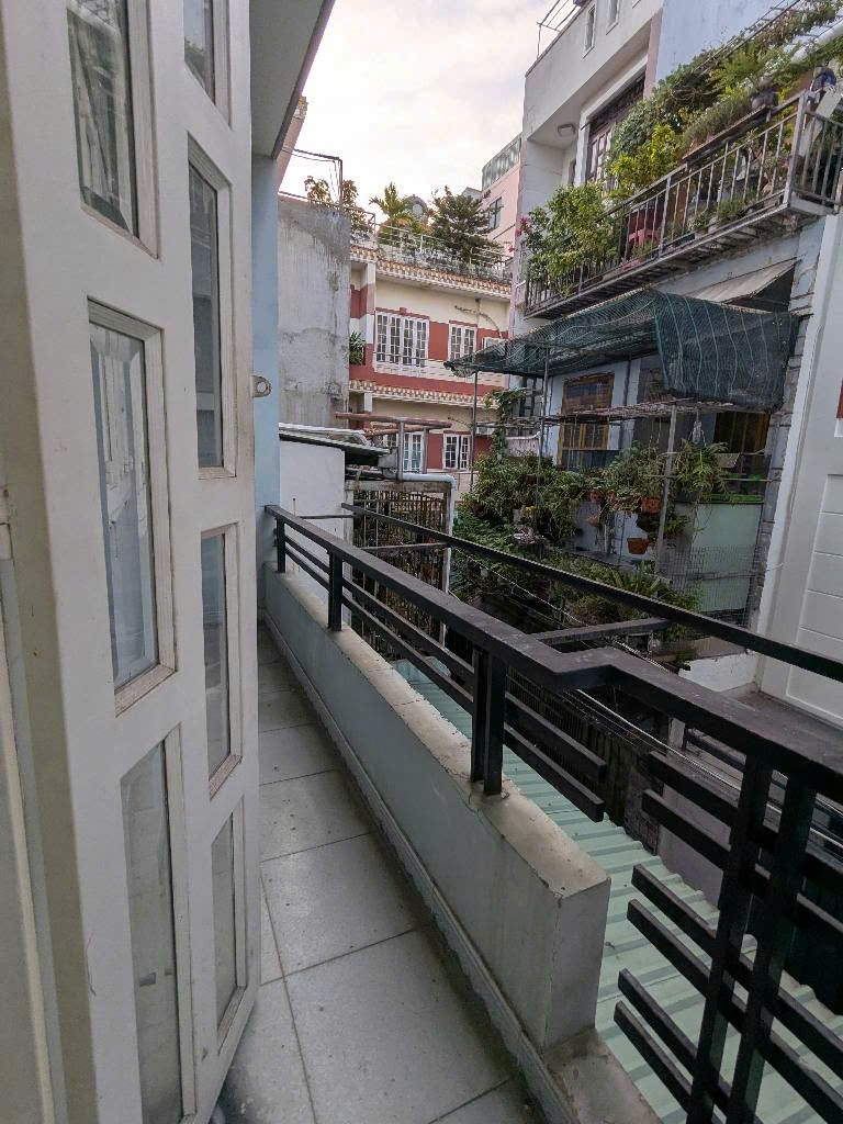 NHÀ B.ÁN NGUYỄN VĂN KHỐI GV - GẦN ST LOTTE NG.V.LƯỢNG & CV LÀNG HOA - HẺM Ô TÔ - 65M²- 3 TẦNG HƠN 7 TỶ - Ảnh 6