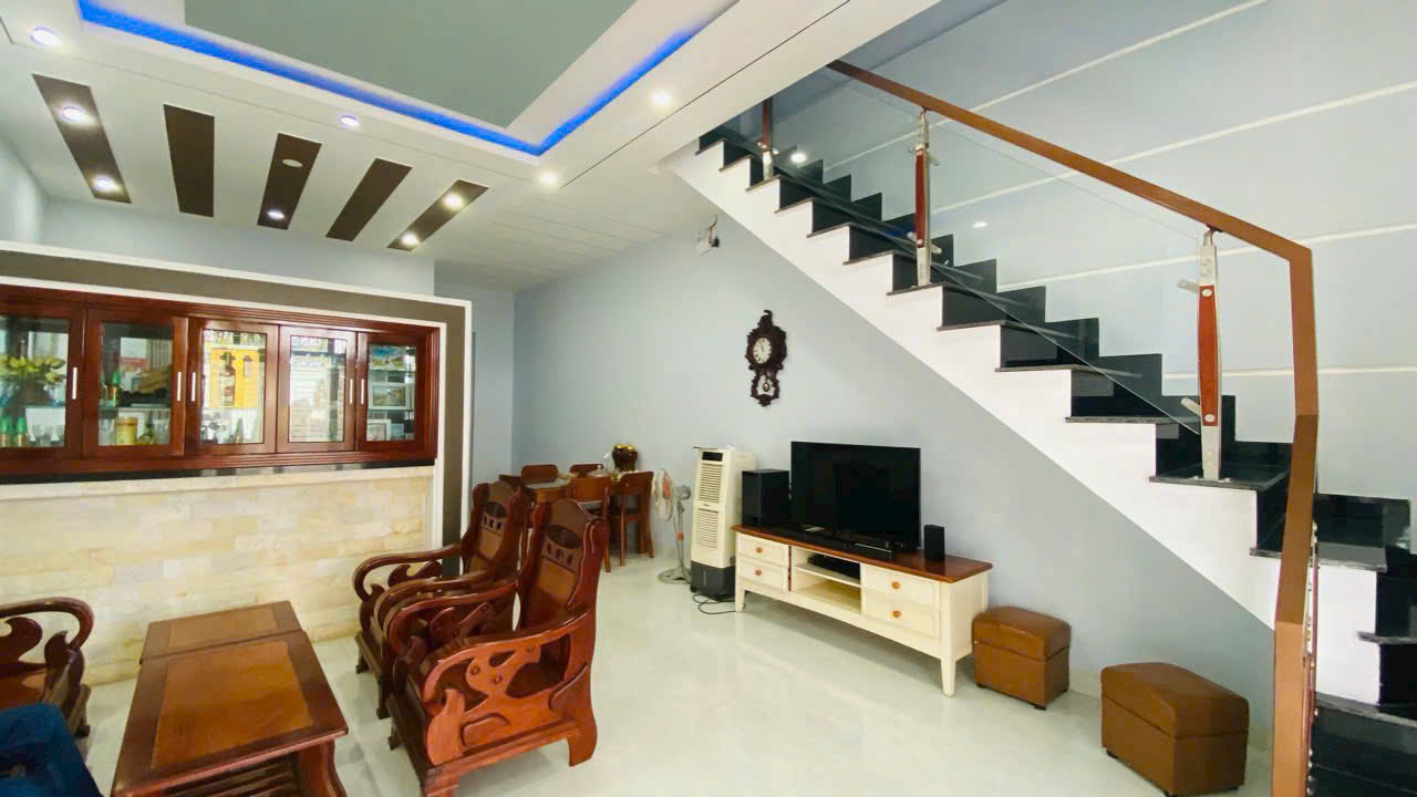 Nhà hẻm oto Cầu Dứa Phú Nông - phường Tây Nha Trang chỉ 3tỷ700tr - Ảnh chính