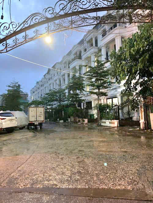 Bán LK Từ Liêm- Đại Mỗ, 106m, 5T, Vỉa hè, ô tô tránh, Ở cực sướng, giá nhỉnh 21 tỷ - Ảnh 1