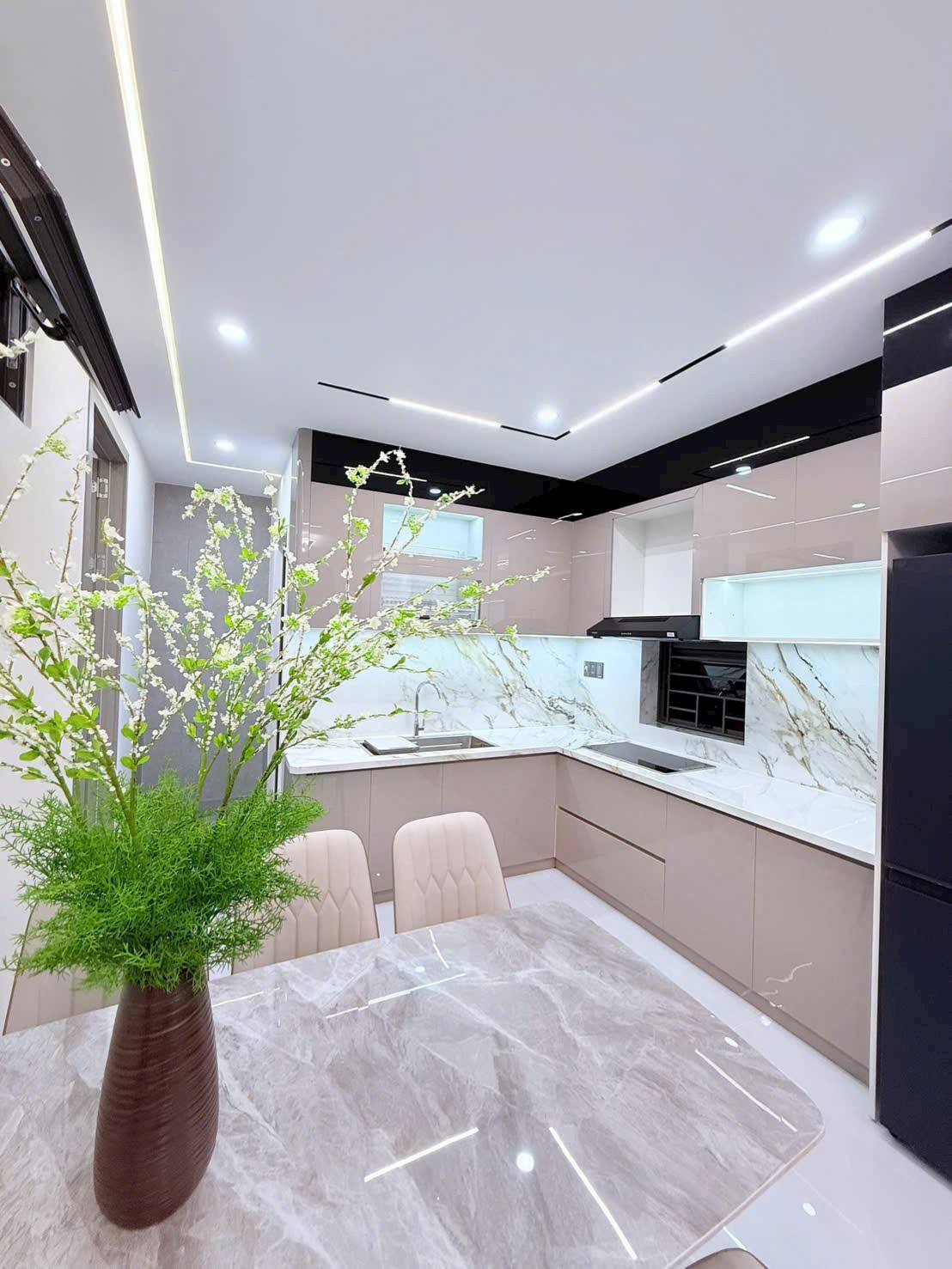 # Nhà sát MT Nguyễn Phước Nguyên, 65m2, ngang 6.5m, 2 tầng mới cứng, nhỉnh 4 tỷ - Ảnh 2