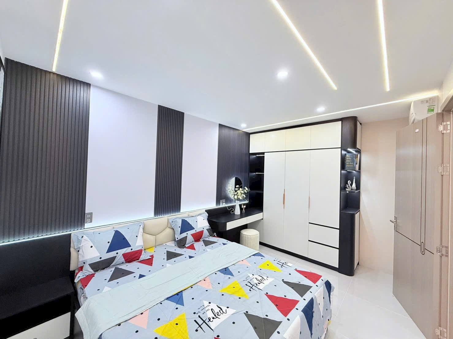 # Nhà sát MT Nguyễn Phước Nguyên, 65m2, ngang 6.5m, 2 tầng mới cứng, nhỉnh 4 tỷ - Ảnh 4