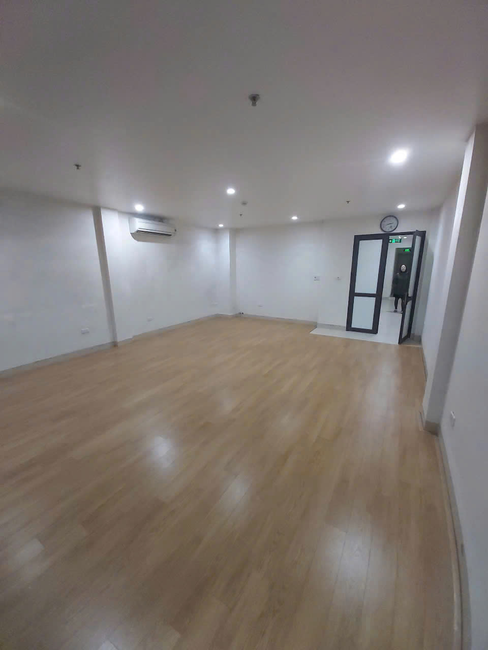 CC Cho -thuê TÒA Văn Phòng  MP Ngô Xuân Quảng.Gia Lâm, Hà Nội, 110m2x8T,  thang máy, tầng hầm, - Ảnh 2