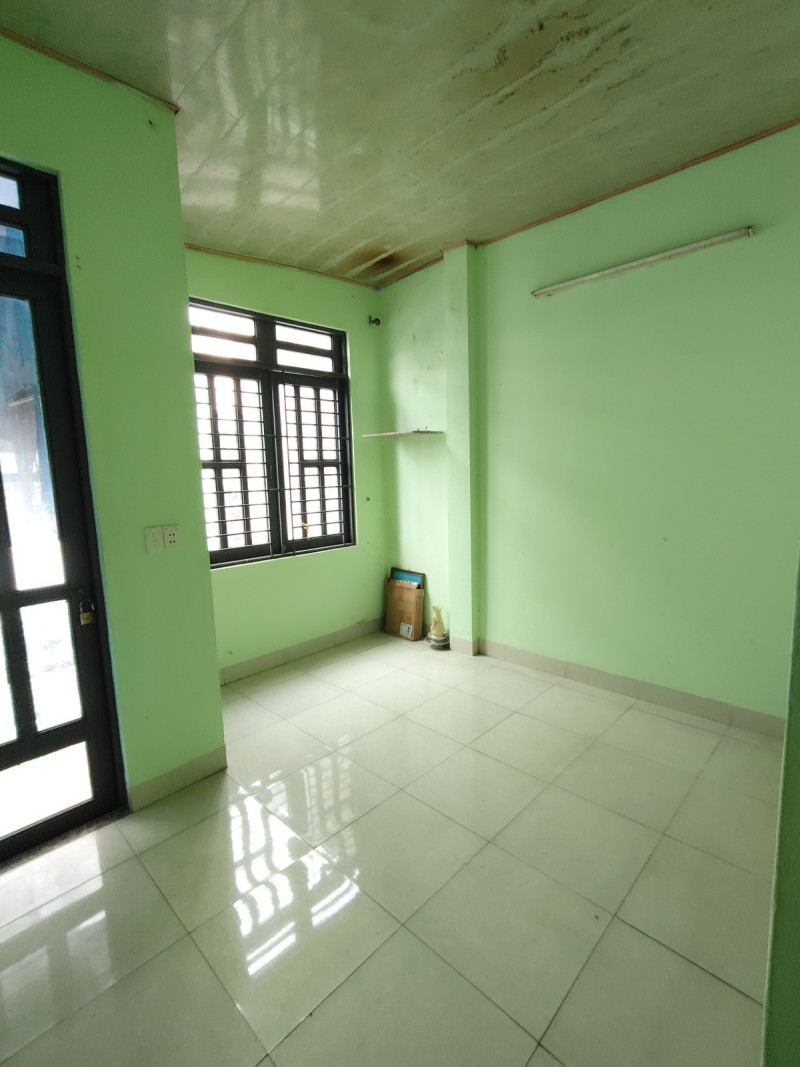 # Nhà Kiệt Ô tô thông, thẳng tắp Hoàng Diệu, 81m2, 2 tầng cứng cáp, 4.xx tỷ - Ảnh 1
