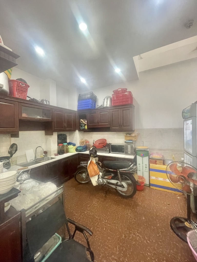 Bán nhà mặt tiền kinh doanh Dương Bá Trạc 4x20 chỉ 18 tỷ - Ảnh 1