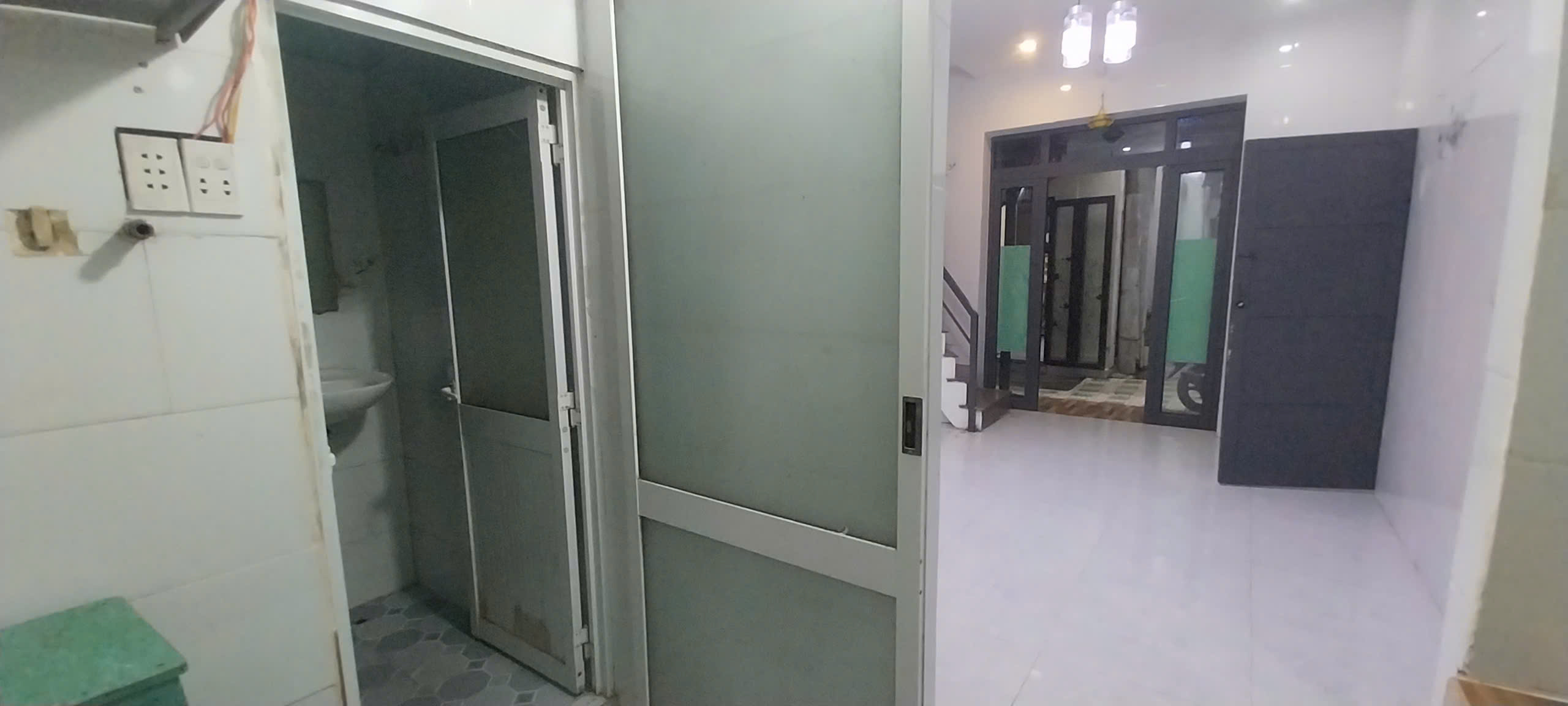 ► Nhà Kiệt 3m Hoàng Diệu thông Nguyễn Hoàng, 56m2, 2 tầng 5PN sân rộng, 3 tỷ - Ảnh 2