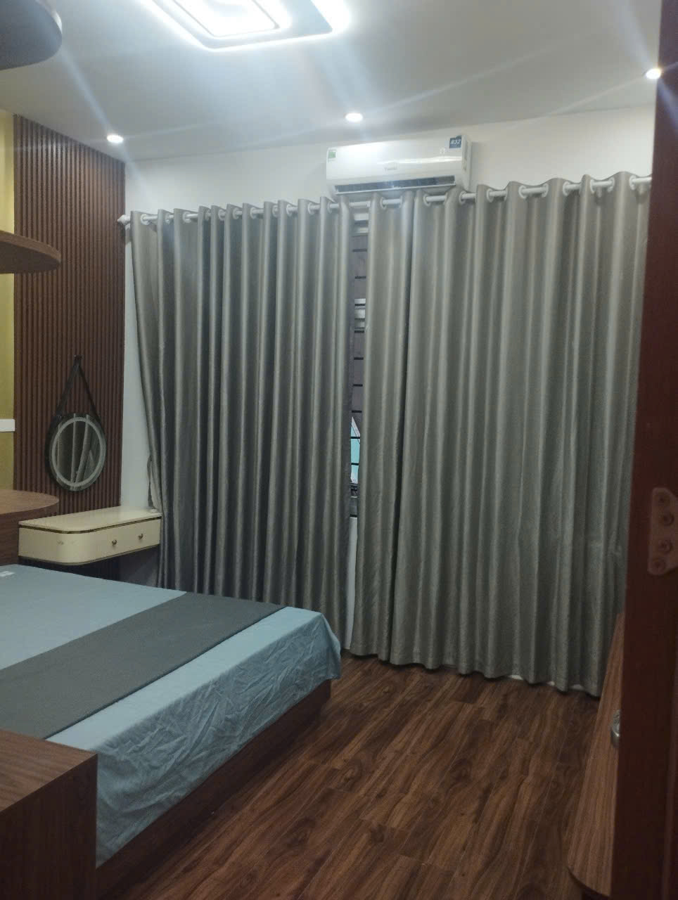 Bán nhà phố Hàng Bồ Hoàn Kiếm 36m 5 tầng - Ảnh 1