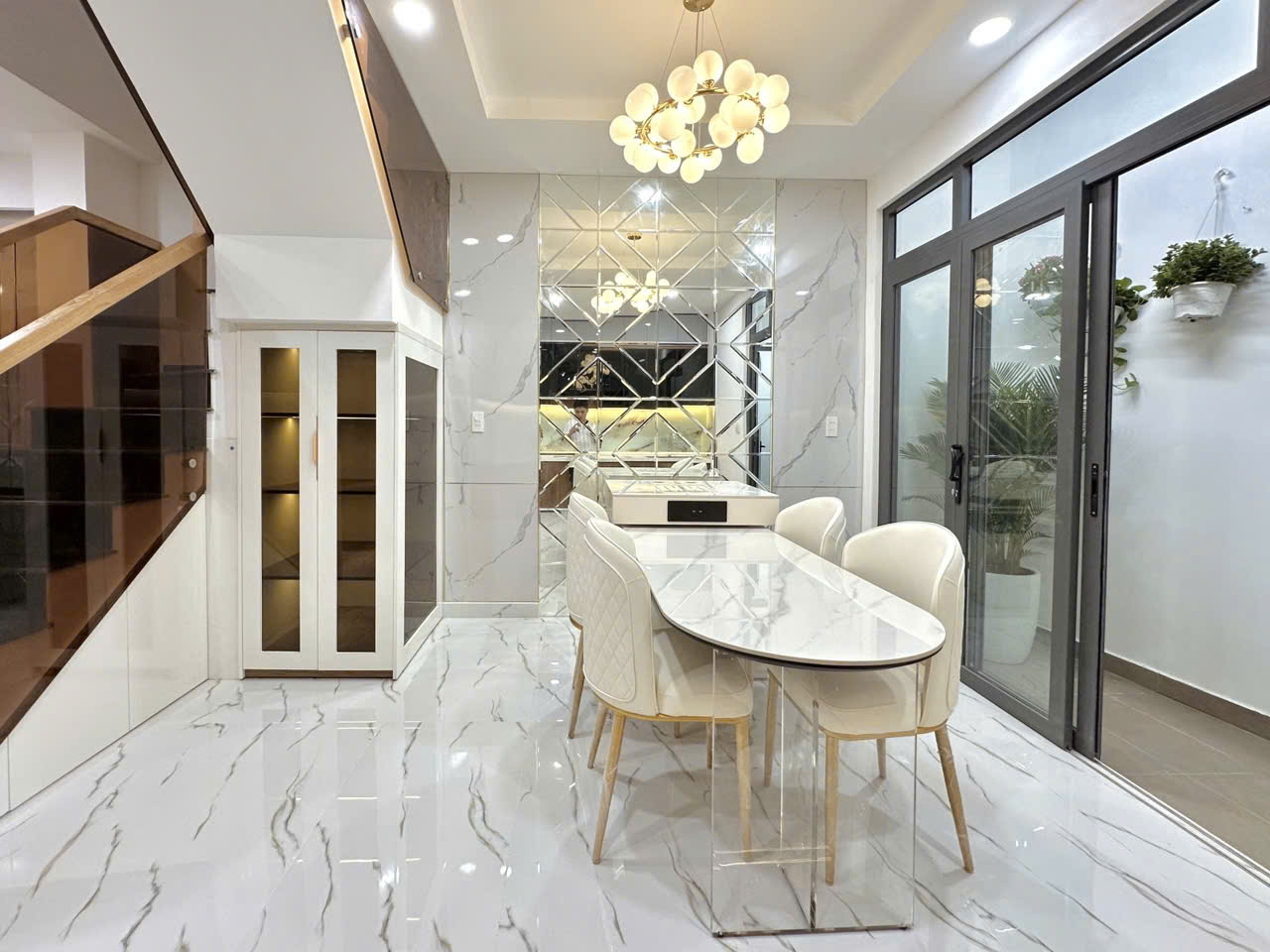 XÂY MỚI 100% - CHÍNH CHỦ - BÁN 8.3 TỶ - 4PN LỚN - SÂN THƯỢNG LỚN - HẺM 4M - PHAN VĂN TRỊ - BÌNH - Ảnh 3