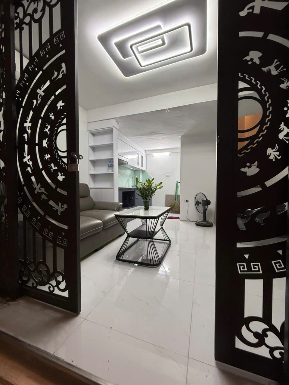 Bán nhà phố Hàng Gai Hoàn Kiếm 33m 5 tầng 3 ngủ - Ảnh chính