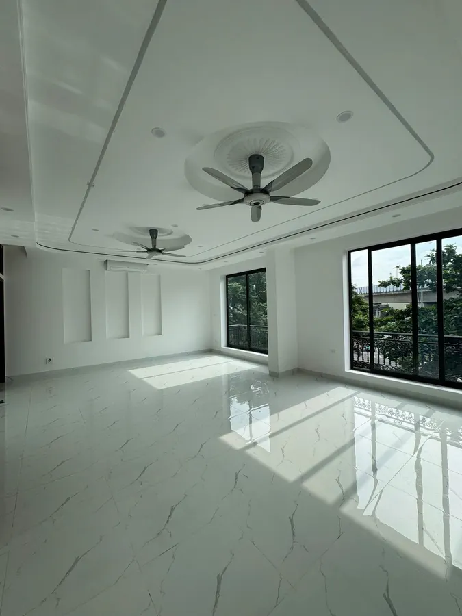 BÁN NHÀ MẶT PHỐ QUANG TRUNG 55MX6 TẦNG VỈA HÈ ĐÁ BÓNG, THANG MÁY, KD 25.5 TỶ. - Ảnh 2
