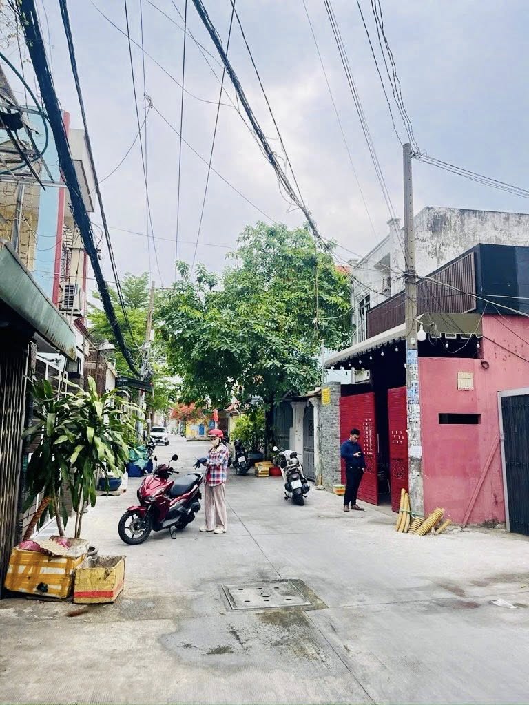 NHÀ ĐẸP 3 TẦNG – HẺM XE HƠI 8M – SÁT MT– 60M – 4PN – GẦN AEON, ĐHCT, GA T3 - Ảnh 3