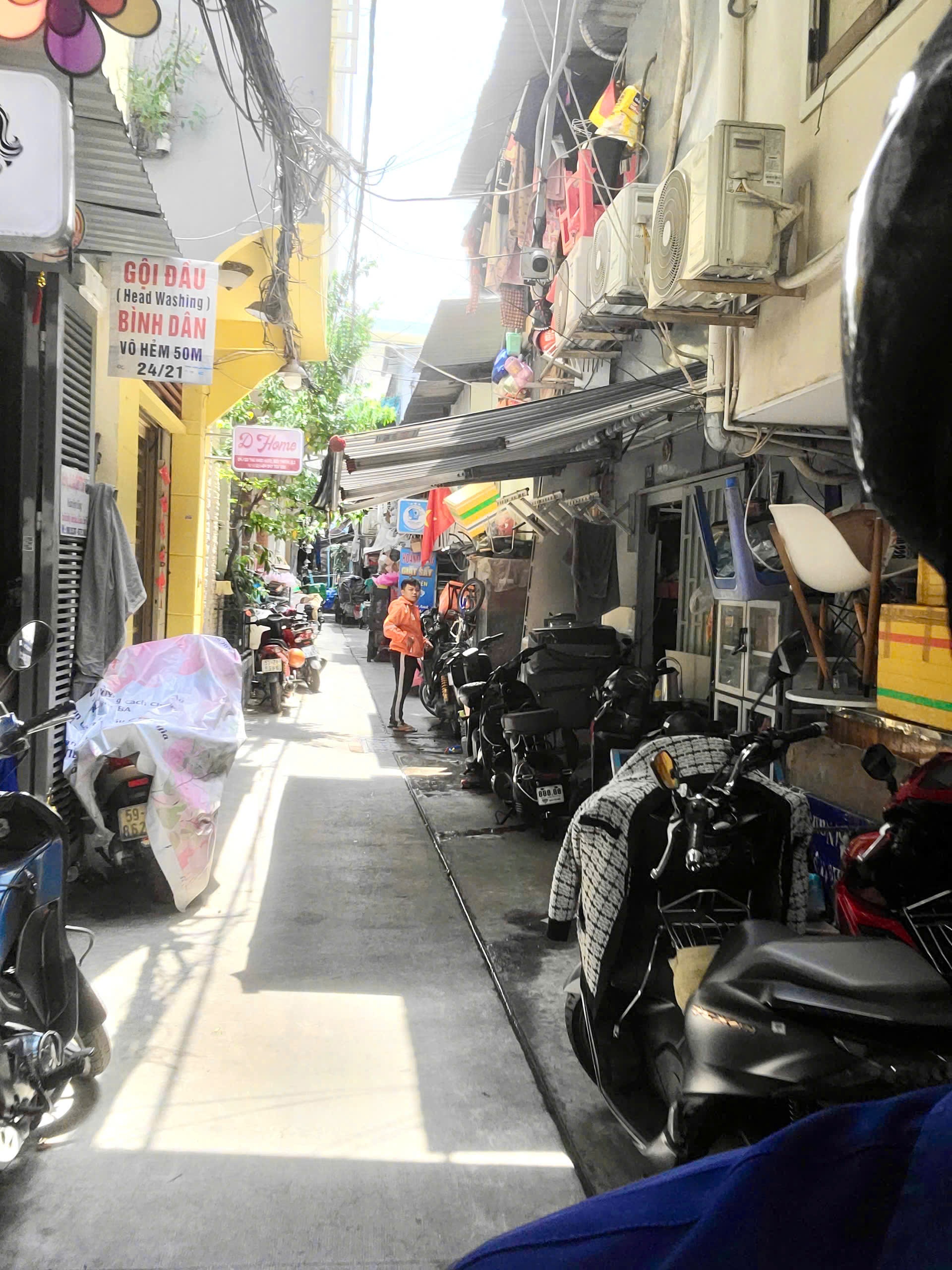 Bán Nhà Hẻm Xe Hơi 24/23 Thủ Khoa Huân, Phường Bến Thành, Quận 1 - Ảnh 1