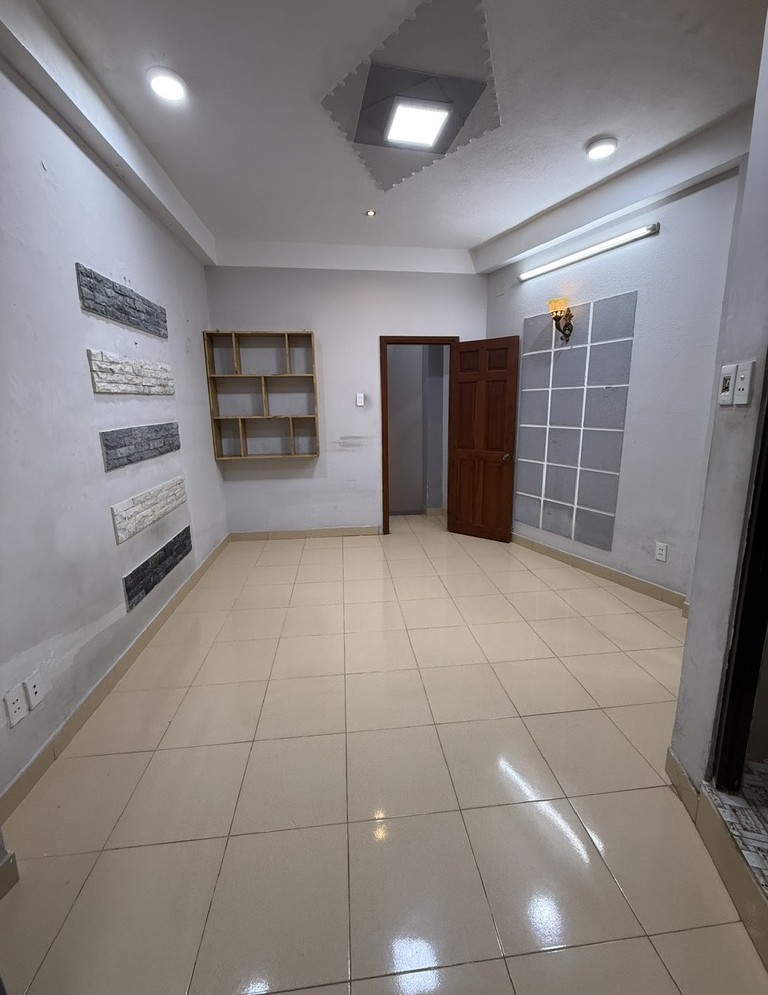 📌 Nhỉnh 4 tỷ có ngay nhà 4 Tầng BTCT 3PN, Ban công, giếng trời lấy sáng. - Ảnh 3