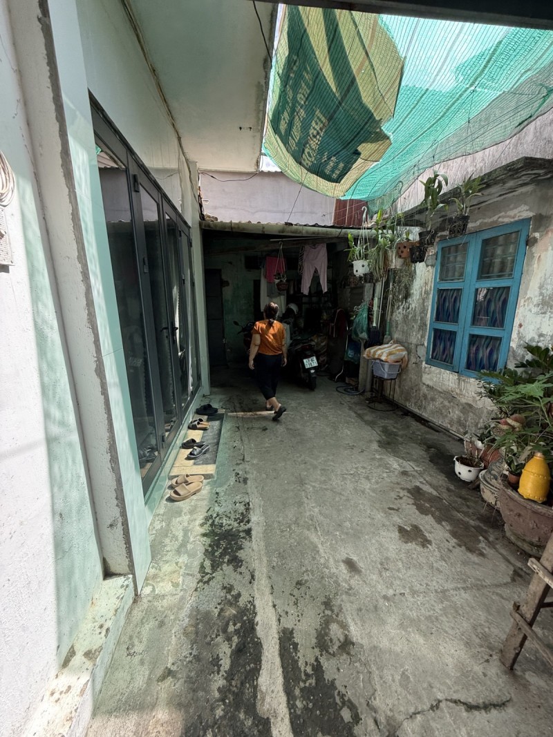 # Nhà Kiệt thẳng gần MT Thanh Long, 175m2, ngang 8.5m, 6.x tỷ - Ảnh 2