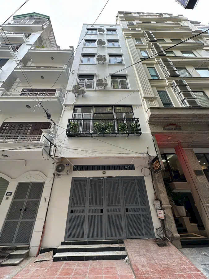 NHÀ ĐẸP PHÂN LÔ CHÍNH CHỦ - GIÁ TỐT - Vị Trí Đẹp Tại Dịch Vọng, Cầu Giấy, TPHN - Ảnh chính