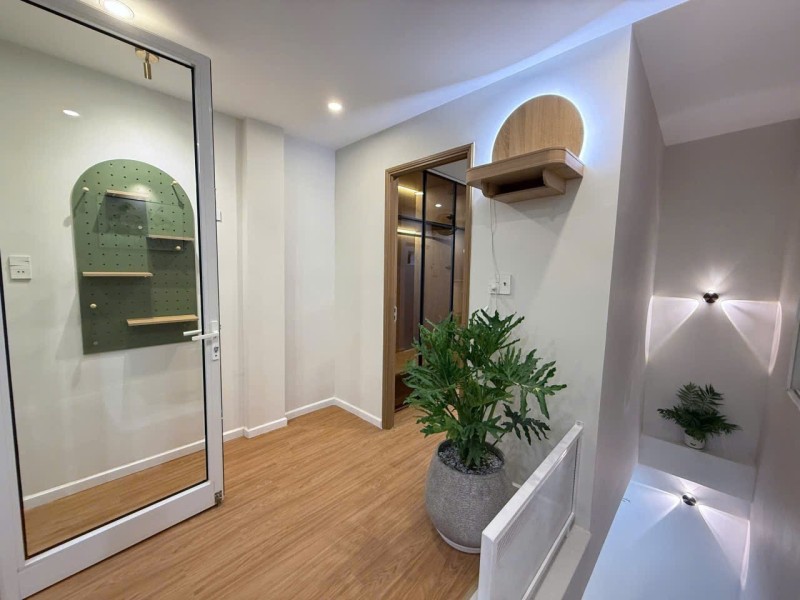 ► Nhà Kiệt Hoàng Diệu gần Nguyễn Văn Linh, 35m2, 2 tầng đẹp, 2.7x tỷ - Ảnh 2