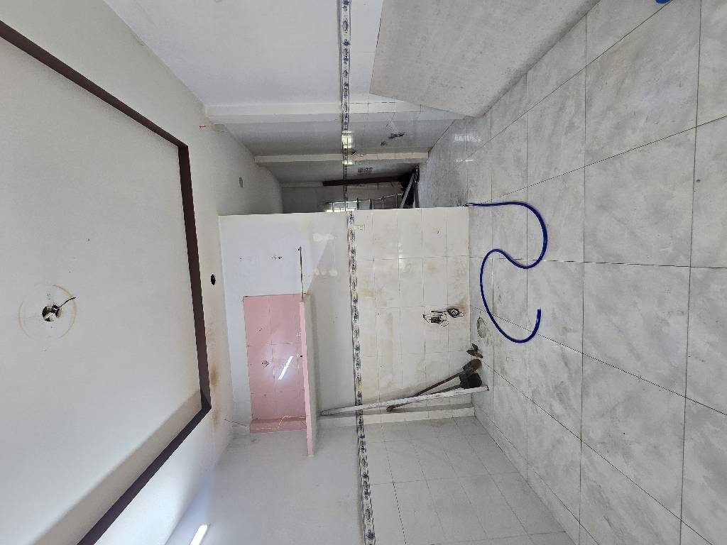 Bán nhà 2 tầng - Hẻm xe hơi - miếu gò xoài - 34m2 - giá dưới 3 tỷ hiếm có - Ảnh chính