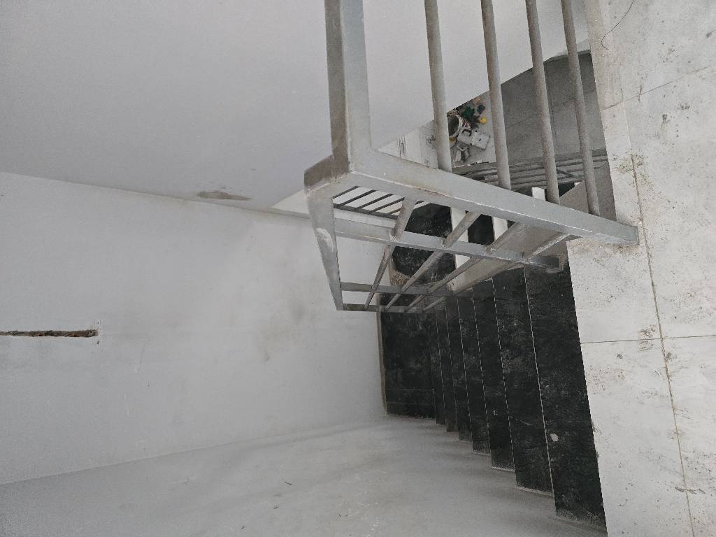 Bán nhà 2 tầng - Hẻm xe hơi - miếu gò xoài - 34m2 - giá dưới 3 tỷ hiếm có - Ảnh 2