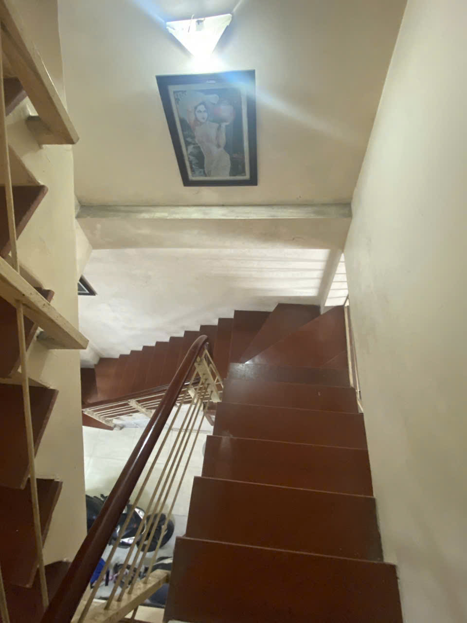 BÁN NHÀ ĐẸP NGÕ 135 BỒ ĐỀ – 40m² – Ô TÔ CÁCH 10M<br>Bồ Đề 40m², 4.5T, MT 3.5m, 8.3 tỷ – Long Biên - Ảnh 2