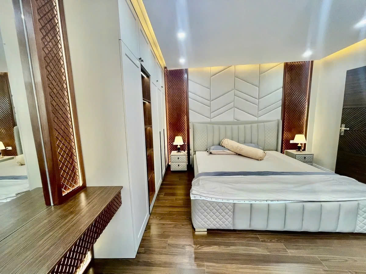 Bán nhà Văn Phú 35mx5 tầng, MT đẹp, nội thất hiện đại, gần ô tô, ngõ thông, vừa ở vừa kd 8.9 tỷ. - Ảnh chính