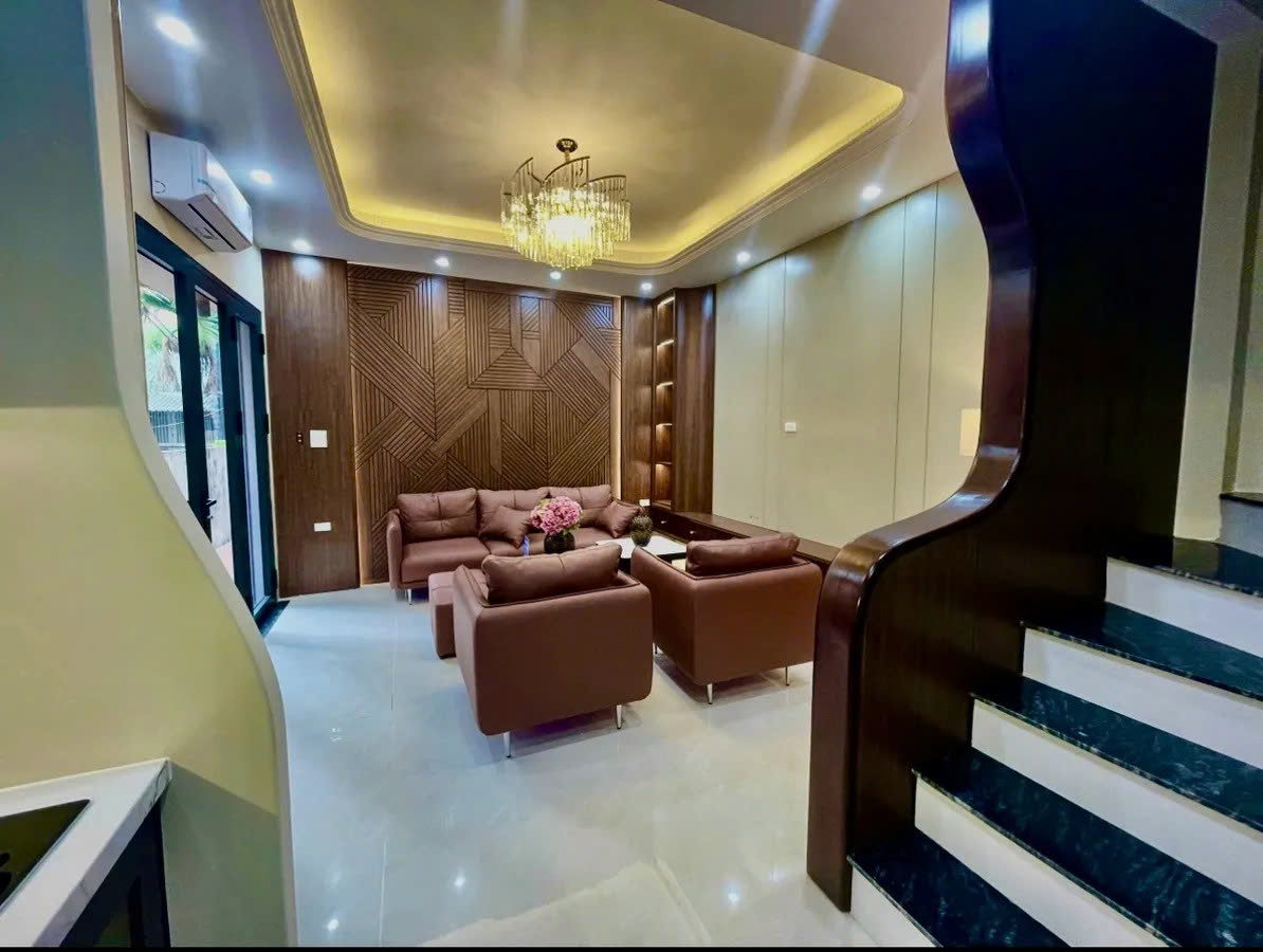 Bán nhà Văn Phú 35mx5 tầng, MT đẹp, nội thất hiện đại, gần ô tô, ngõ thông, vừa ở vừa kd 8.9 tỷ. - Ảnh 1
