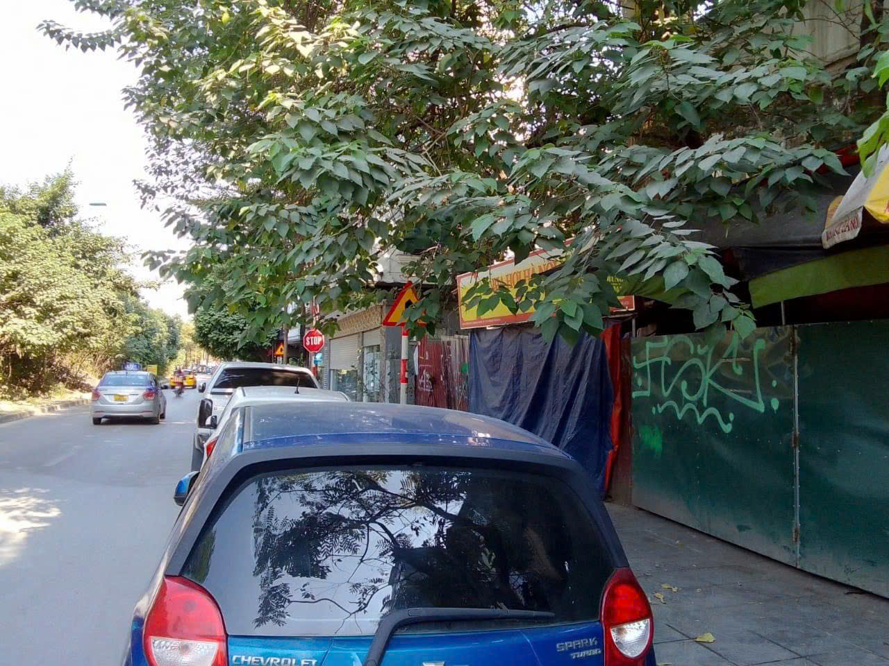 Bán Đất Nghĩa Lộ 65m, ngõ thông, ô tô phù hợp nhiều loại hình như CCMN, CHDN, VP sẵn GPXD 10 tỷ có - Ảnh chính