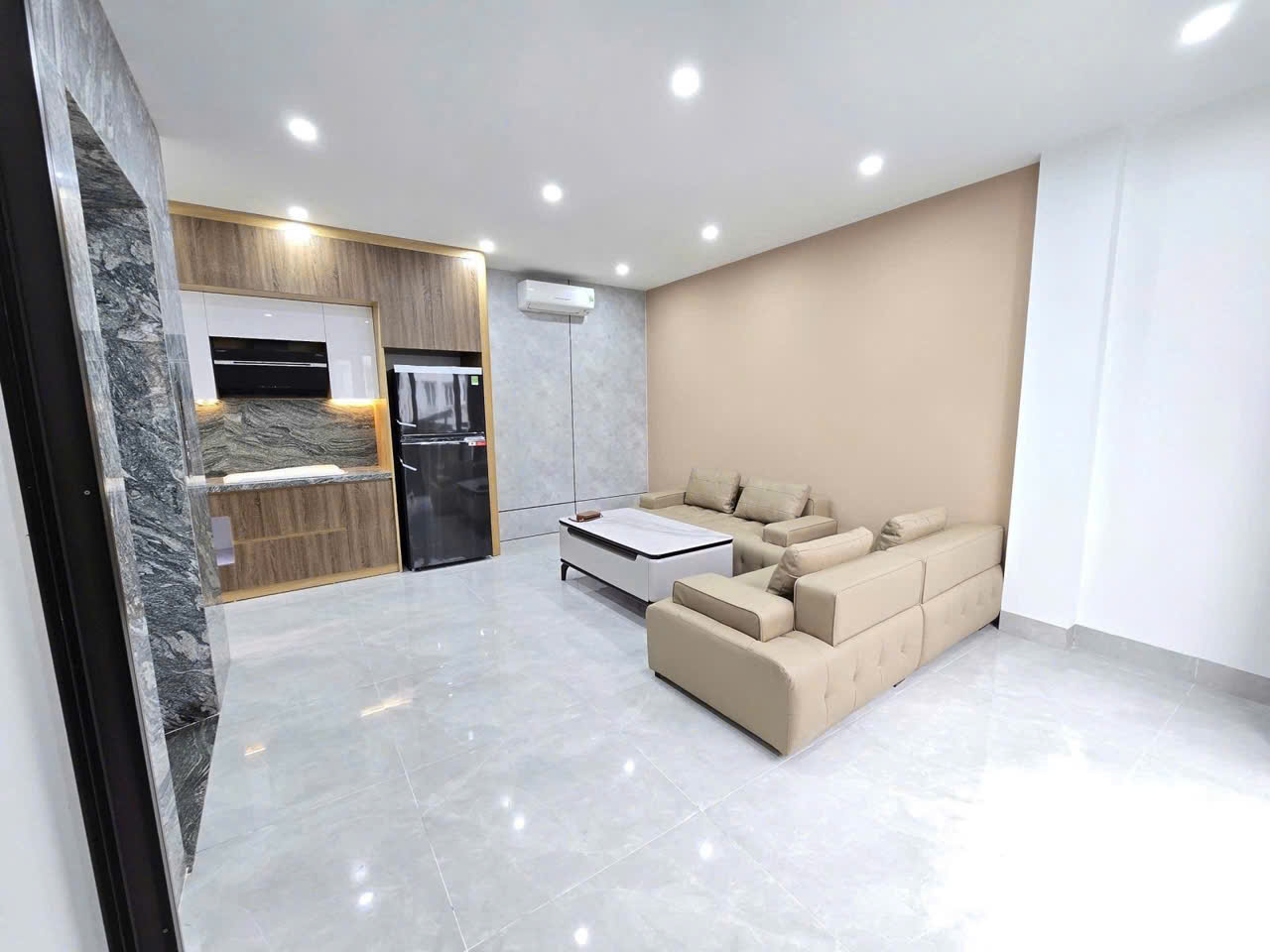 Bán Nhà Ngọc Lâm 36/39m² × 6T × MT 4m – 10.2 Tỷ – Long Biên – Thang Máy<br>🌟 NHÀ MỚI – ĐẸP – 6 TẦNG - Ảnh chính
