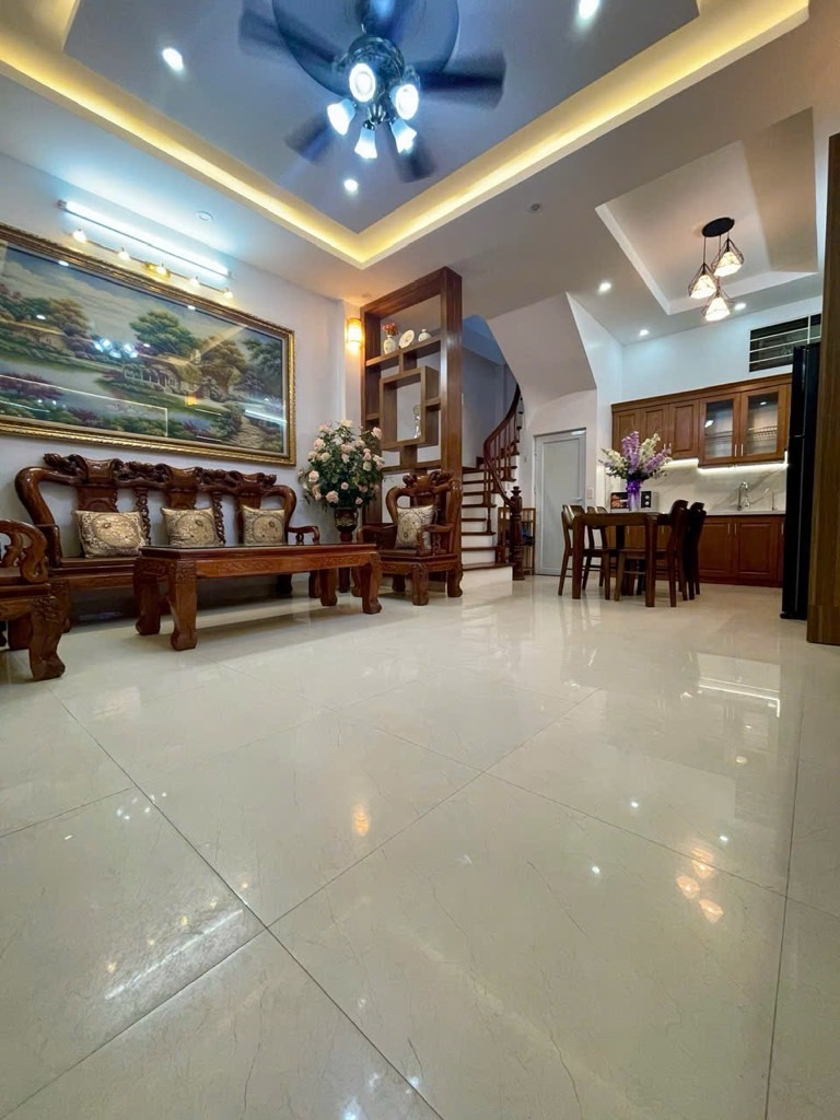 30M RA Ô TÔ - NHÀ DÂN XÂY CHẮC CHẮN - TRUNG TÂM CẦU GIẤY -. ĐỂ LẠI NỘI THẤT XỊN SÒ_6 TẦNG – 40M2 – - Ảnh 1