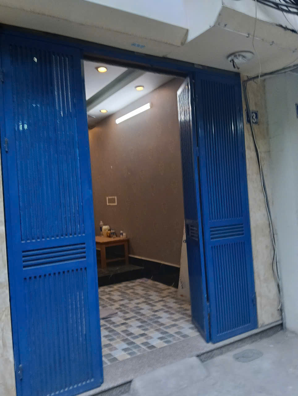 Bán gấp giá rẻ Tân Mai 39m/43m(T2), 4 tầng, mặt tiền 4m, 8.2 tỷ Hoàng Mai. - Ảnh 2