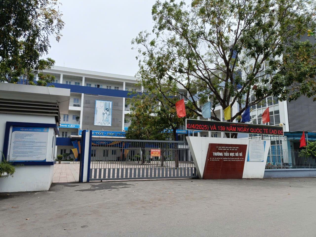 BÁN NHÀ BỒ ĐỀ – GARA – NGÕ THÔNG HỒNG TIẾN – SỔ HOA HẬU – GẦN HỒ<br>Diện tích 42.6m², 5 tầng, MT 5m, - Ảnh 1
