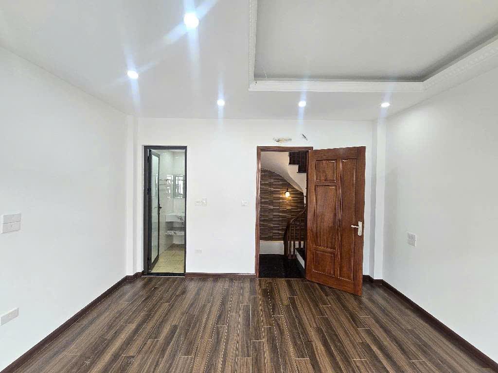 BÁN CĂN HỘ NGUYỄN ĐỨC CẢNH 6 TẦNG 4 PHÒNG NGỦ  TRUNG TÂM QUẬN HOÀNG MAI - VỊ TRÍ VÀNG, GIÁ 7.8 TỶ - - Ảnh 3