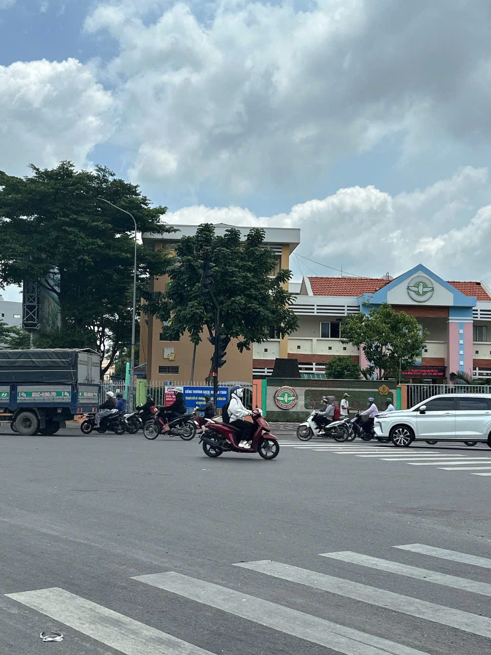 NGỘP LẮM MTKD Phan Văn Trị ngang 5m 105m2 C4 tiện xây ngay Cityland P7 sầm uất 19.9 tỷ. - Ảnh 1