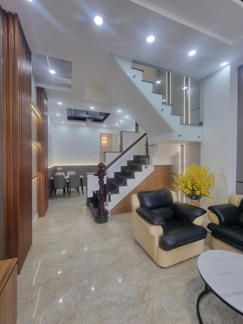 NHÀ 3 TẦNG MỚI ĐẸP – THẠNH LỘC 19 – GIÁ CHỈ 5.35 TỶ - Ảnh 2
