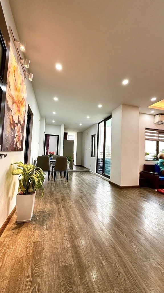 KDT NAM TRUNG YÊN 2 NGỦ 2 WC-NỘI THẤT MỚI TINH- 75M GIÁ CHỈ 6,1 TỶ - Ảnh chính