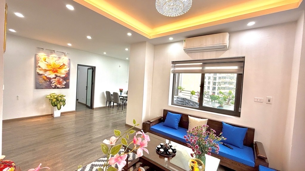 KDT NAM TRUNG YÊN 2 NGỦ 2 WC-NỘI THẤT MỚI TINH- 75M GIÁ CHỈ 6,1 TỶ - Ảnh 1