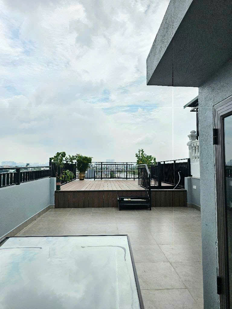 TUYỆT PHẨM PHỐ CỔ LINH 65M, 8T, MT5M, NỞ HẬU, THANG MÁY, GARA 2 Ô TÔ, FULL NỘI THẤT NHẬP. - Ảnh chính