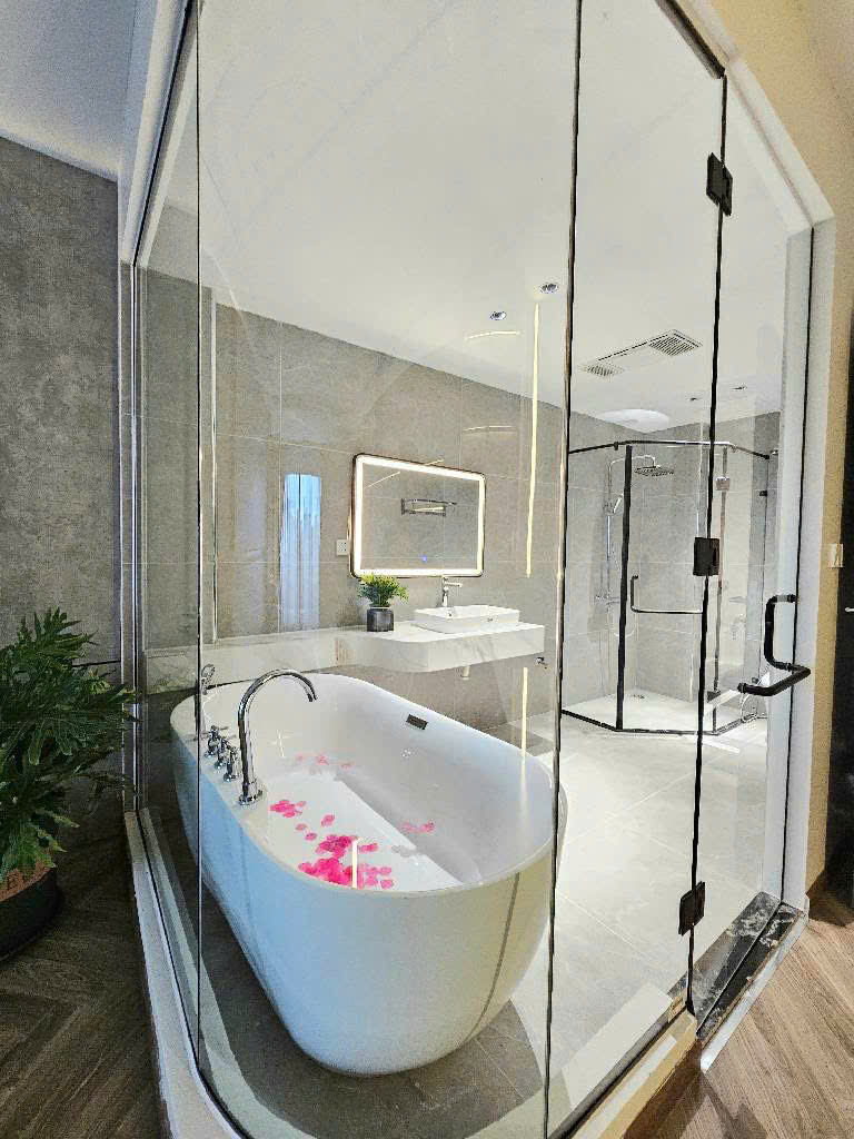 TUYỆT PHẨM PHỐ TƯ ĐÌNH 65M, 8T, MT5M, NỞ HẬU, THANG MÁY, GARA 2 Ô TÔ, FULL NỘI THẤT NHẬP. - Ảnh 3