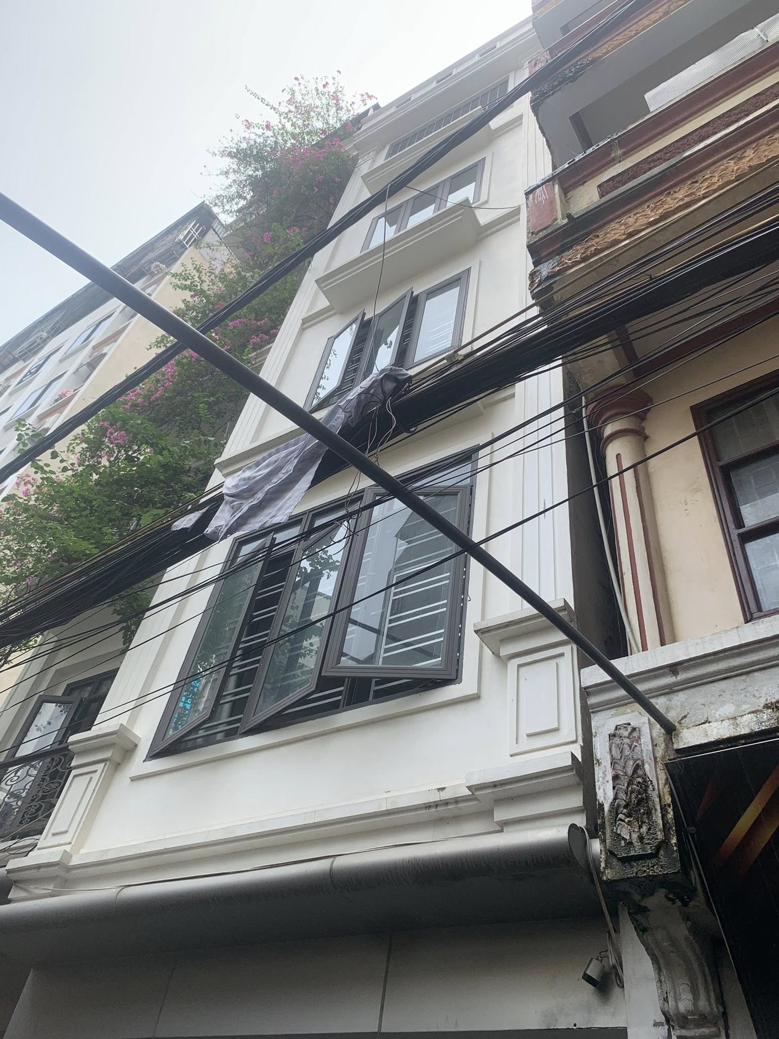 Bán gấp nhà Mỹ Đình 45m², 6 tầng hiện đại, ngõ thông – ô tô đỗ cửa – vị trí vàng gần chợ, ở sướng – - Ảnh 3